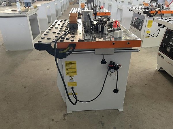 Кромкооблицовочный станок с ручной подачей Filato NOVA