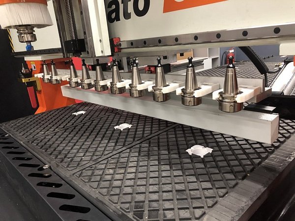 Фрезерно-гравировальный станок с ЧПУ Filato ST 1325 ATV-L