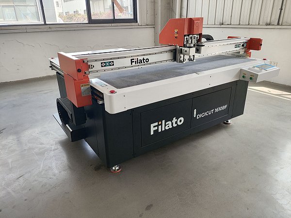 Многофункциональный планшетно-режущий плоттер Filato DIGICUT 1610 BF