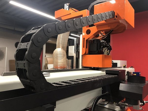 Фрезерно-гравировальный станок с ЧПУ Filato ST 1325 ATV-L