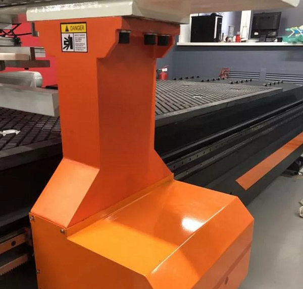 Фрезерный станок с ЧПУ для технологии Нестинг FILATO EasyNEST M-BH