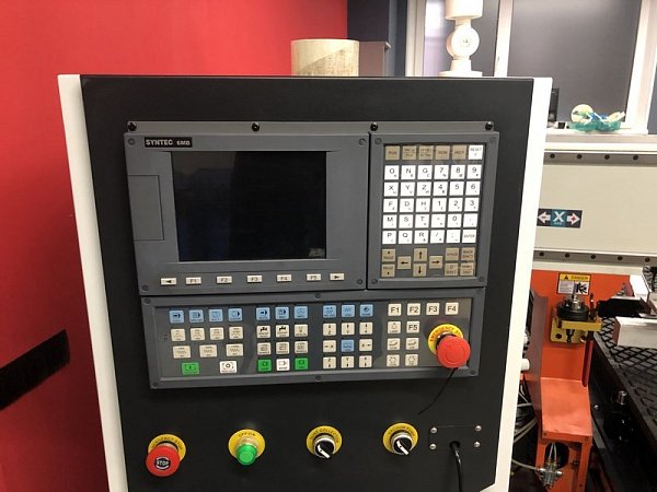 Фрезерно-гравировальный станок с ЧПУ Filato ST 1325 ATV-L