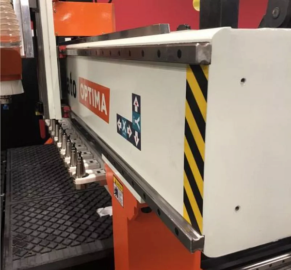 Фрезерный станок с ЧПУ для технологии Нестинг FILATO EasyNEST M-BH