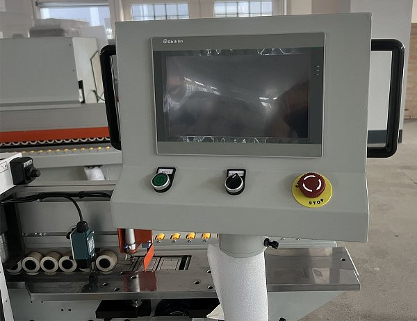 Автоматический кромкооблицовочный станок Filato Optima 424PW