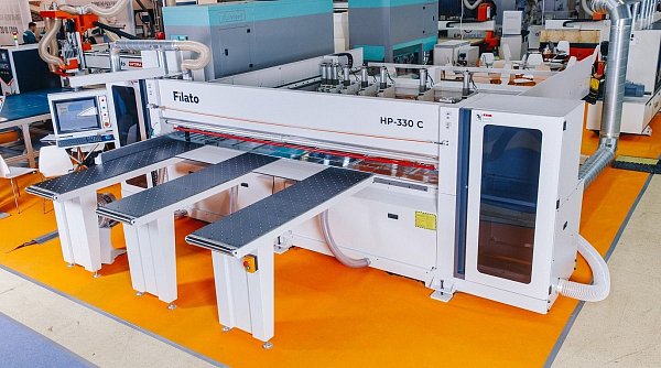 Форматно-раскроечный центр с ЧПУ Filato. Модель HP 330C