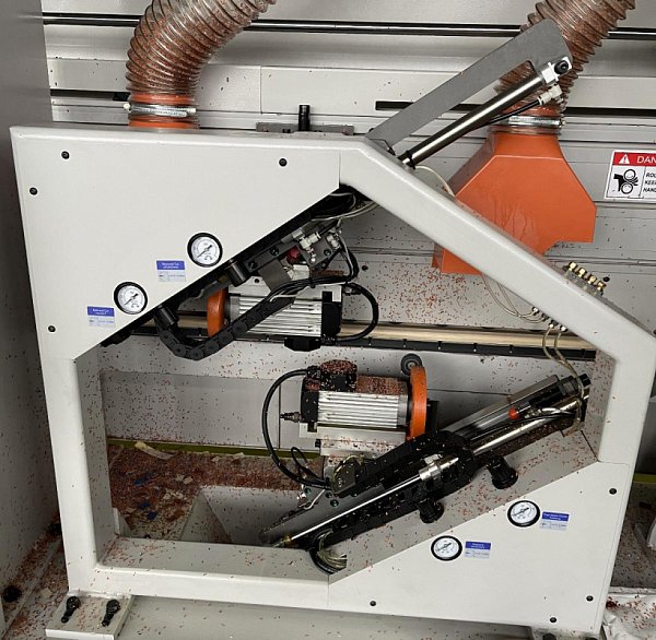 Кромкооблицовочный станок Filato 8001UHQLMS-2 серии INDUSTRIAL с возвратным конвейером