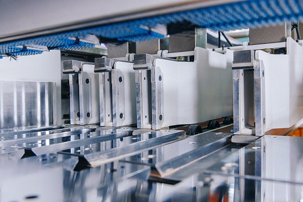 Форматно-раскроечный центр с ЧПУ Filato. Модель HP 330C