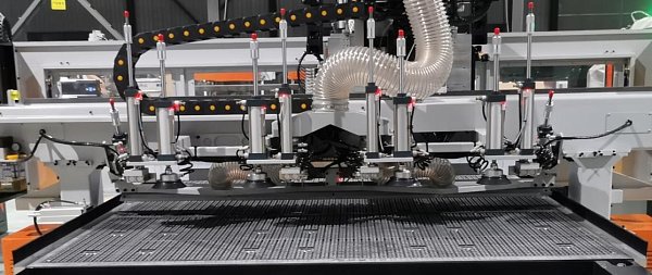 Обрабатывающий центр с ЧПУ Filato RS 2028 BH Lab