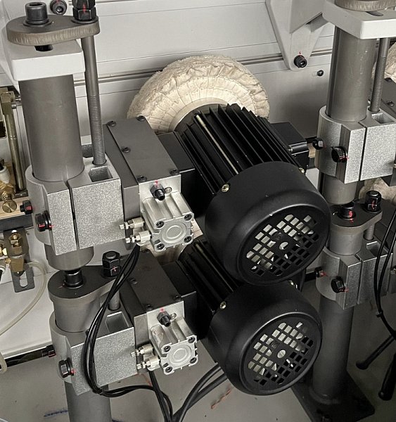 Кромкооблицовочный станок Filato 8001UHQLMS-2 серии INDUSTRIAL с возвратным конвейером