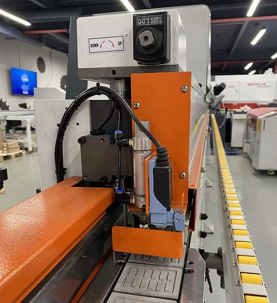 Автоматический кромкооблицовочный станок Filato Optima 536 UPW