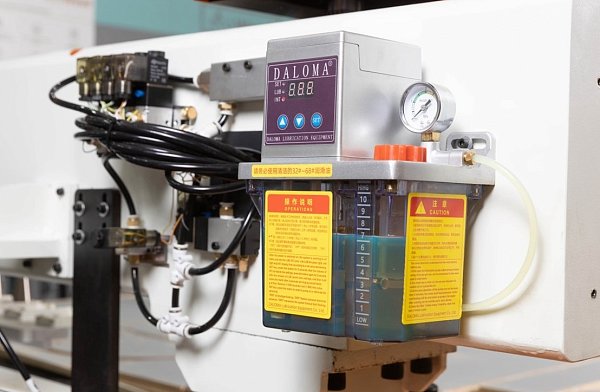 Обрабатывающий центр с ЧПУ Filato NESTLINE 2030L