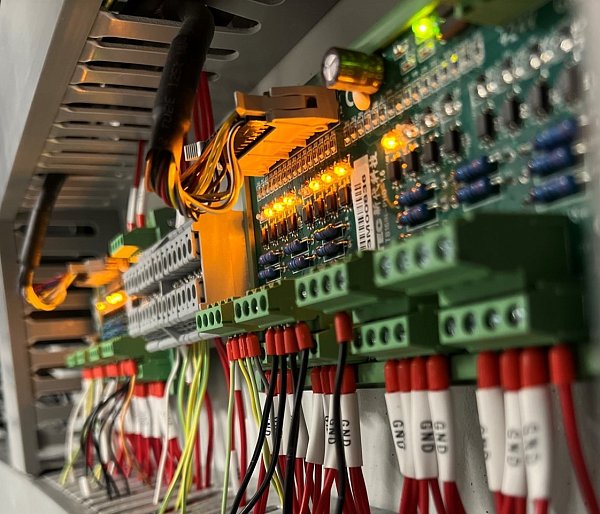 Обрабатывающий центр с ЧПУ Filato NESTLINE 2030L