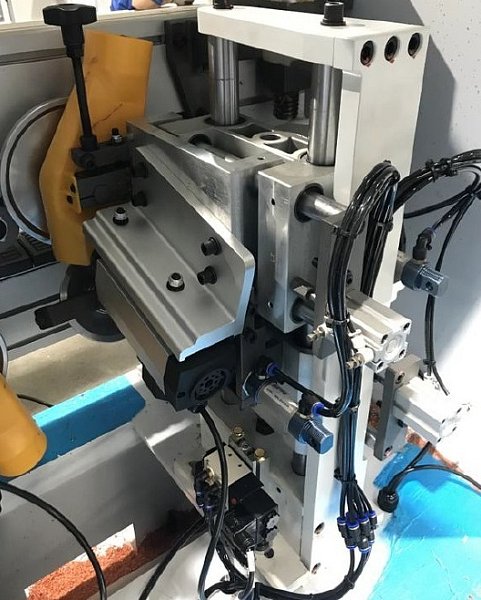 Кромкооблицовочный станок FILATO 5001UQL-2 серии INDUSTRIAL