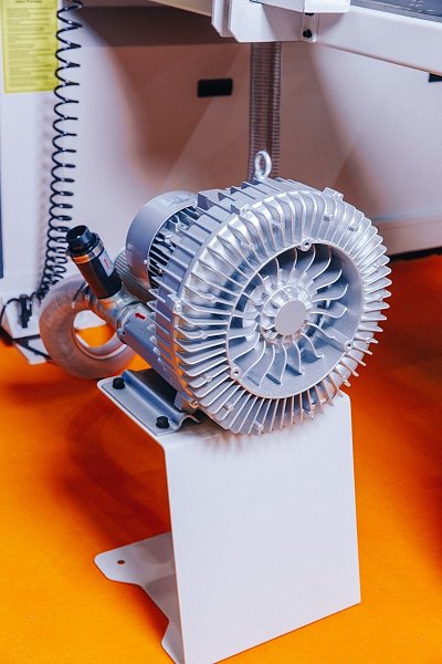 Форматно-раскроечный центр с ЧПУ Filato. Модель HP 330C