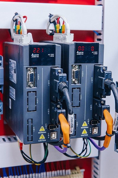 Форматно-раскроечный центр с ЧПУ Filato. Модель HP 330C