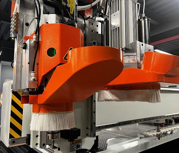 Обрабатывающий центр с ЧПУ Filato NESTLINE 2030R