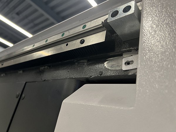 Многофункциональный планшетно-режущий плоттер Filato DIGICUT 1610 BF