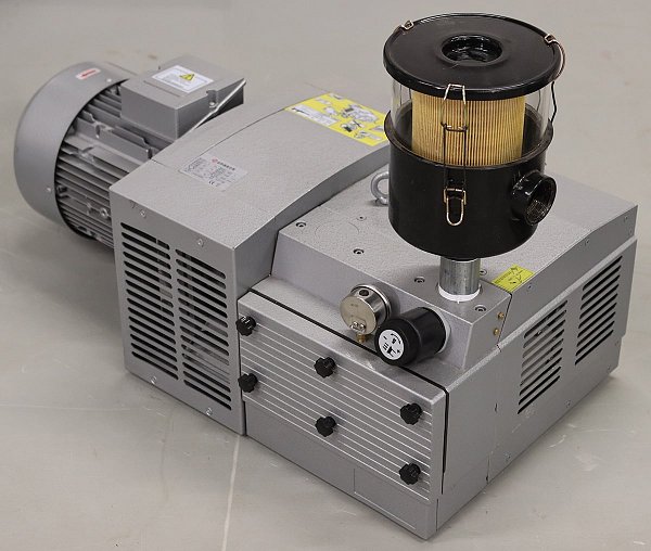 Вакуумный насос пластинчато-роторный сухого типа - 160 м3/час