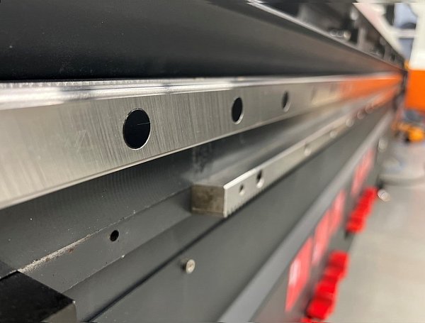 Обрабатывающий центр с ЧПУ Filato NESTLINE 2030R