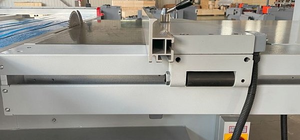 Форматно-раскроечный станок Filato EXPERT 3200 CNC